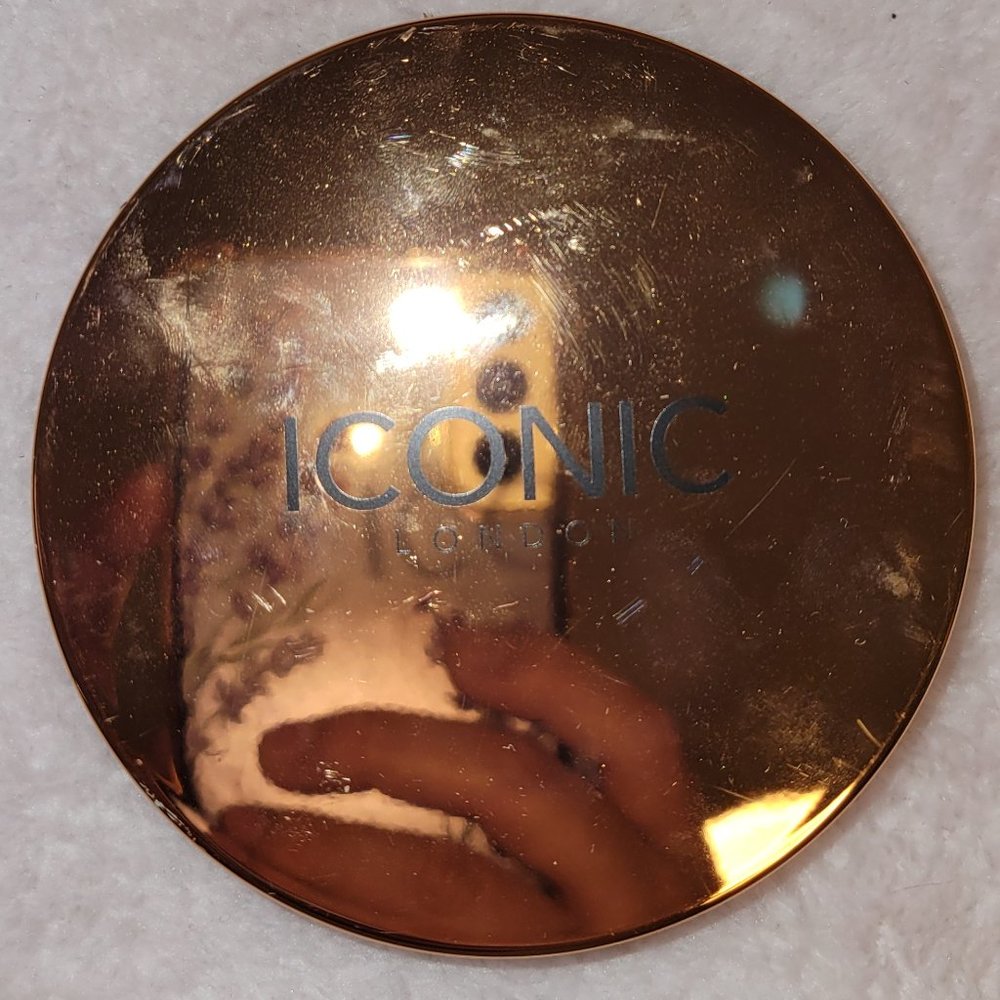 Iconic bronzer
